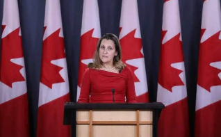 特鲁多任命弗里兰为加拿大首名女性财政部长