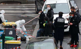 法国：巴黎持刀伤人案主嫌身份25日浮出水面