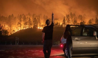 美总统特朗普批准加州因山火进入灾难状态
