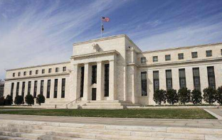 美联储：维持联邦基金利率目标区间不变