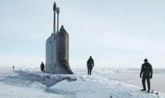 俄北方舰队在北极地区举行大规模跨军种演习