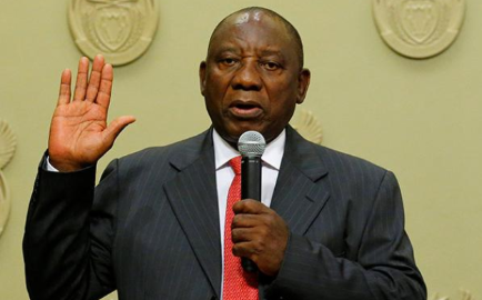 南非执政党总书记因涉嫌贪腐被暂停职务