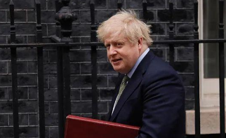 英国首相约翰29日与卡丽·西蒙兹逊低调结婚