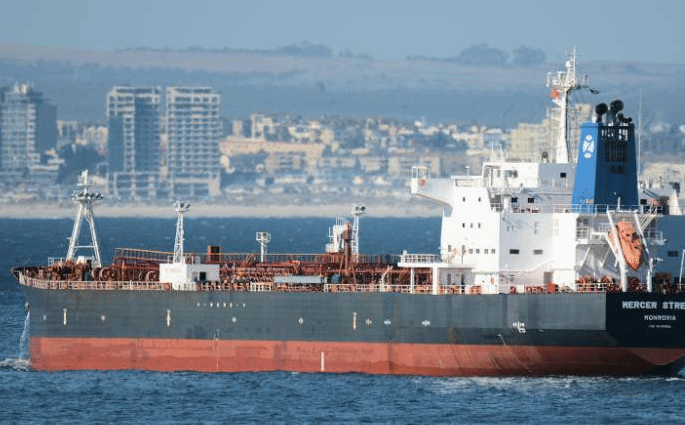 伊朗否认对以色列公司管理的油轮实施袭击