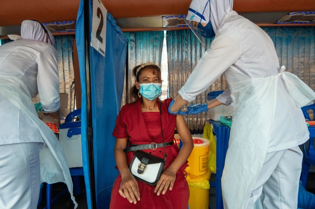 马来西亚宣布放宽完成疫苗接种者的管控措施