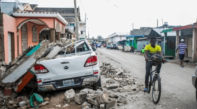 海地强震致逾2000人死亡 总理坦言：国家濒临崩溃