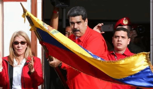 马杜罗强烈谴责美国“非法引渡”委内瑞拉外交官