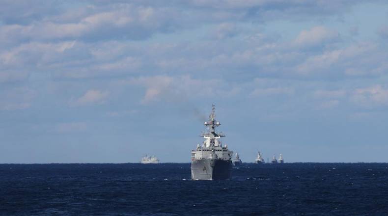 中俄军舰首次在太平洋进行联合巡航 专家：有实战意义