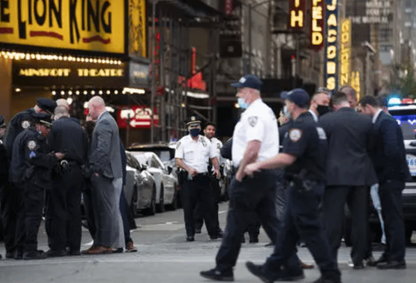 美国纽约市发生枪击案致3人受伤 其中1人重伤