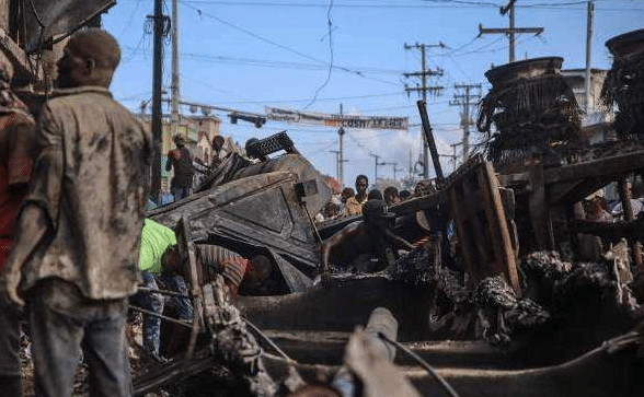 海地油罐车爆炸事故已致60人死亡 全国哀悼3天