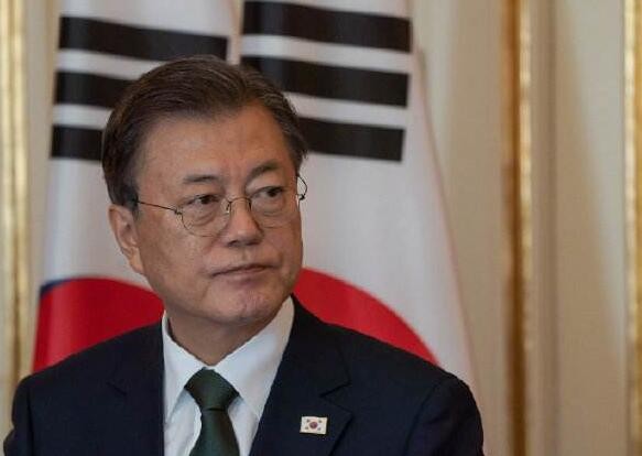 韩国总统文在寅将赦免前总统朴槿惠