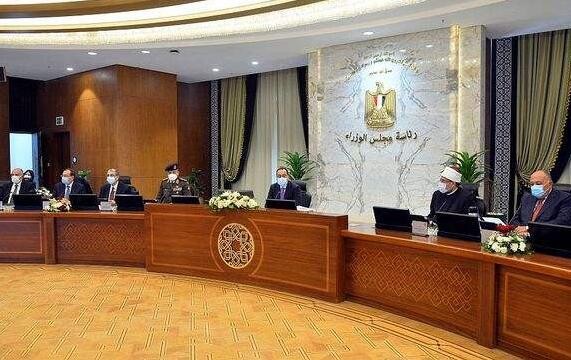 埃及政府在新行政首都举行首次内阁会议