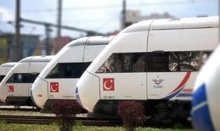 土总统表示土耳其各地都将实现高铁通达