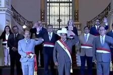 秘鲁新一届内阁宣誓就职