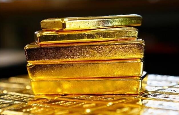 俄罗斯央行恢复在俄国内贵金属市场购买黄金