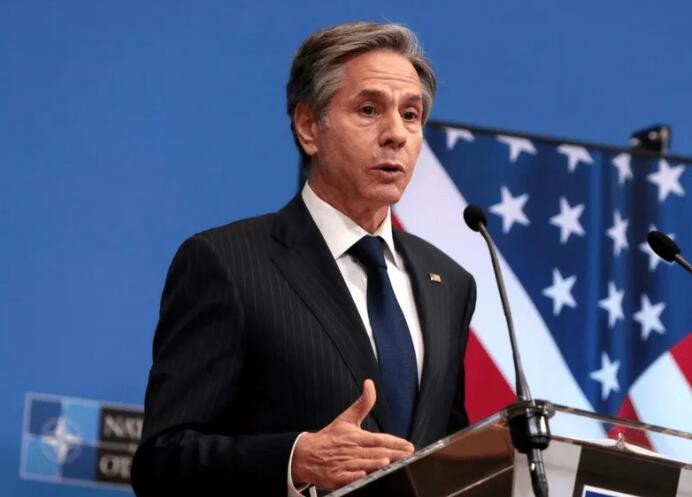 美国国务卿称美外交人员将返回乌克兰