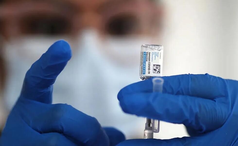 欧洲药管局：新冠疫情远未结束 希望改进版疫苗9月前获批