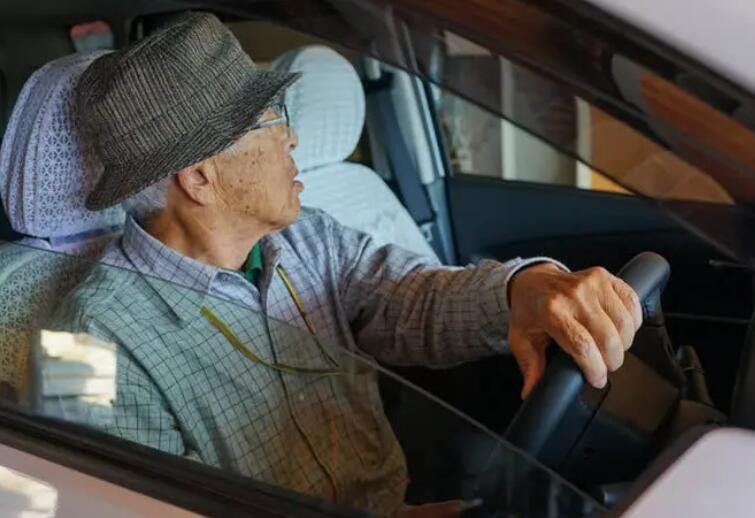 日本高龄驾驶员致死案件数2021年创新高