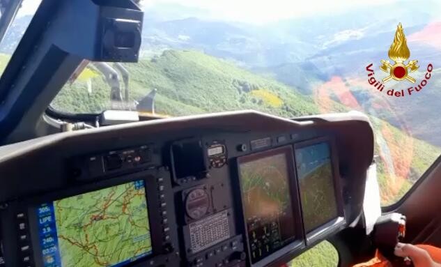 意大利一直升机坠毁致7人死亡 事故可能与恶劣天气有关