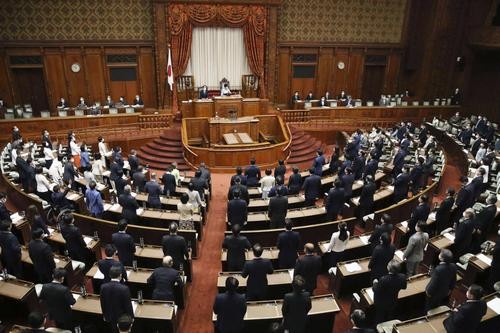 日本自民党赢得参议院选举 岸田政权基础或增强