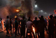 巴基斯坦多地爆发大规模示威 抗议前总理遇袭
