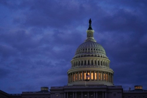 美国议员公布新财年支出法案 大幅增加军事和国内预算