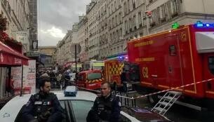 法国巴黎市区枪击事件已致3死 马克龙等发声