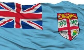 斐济联合政府总理兰布卡宣誓就职