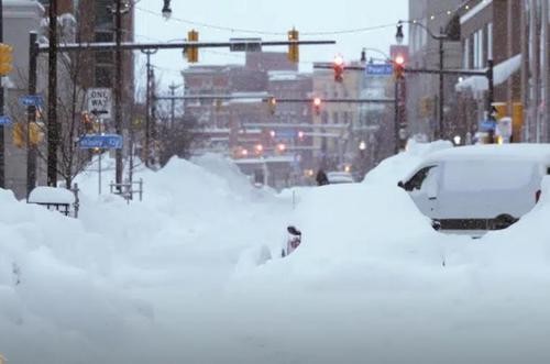 冬季风暴持续肆虐 在美国全国已造成至少57人死亡
