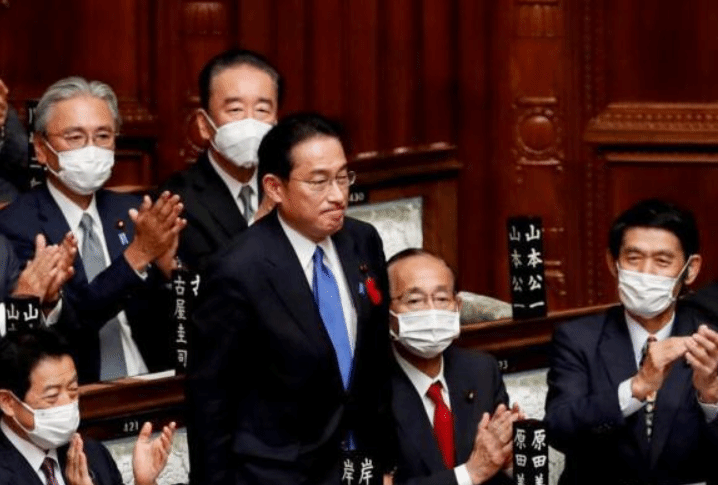 日本首相岸田暗示或在自民党总裁选举前解散众院