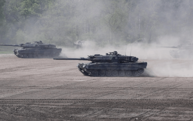 欧洲三国称数月内向乌克兰交付至少百辆老式坦克