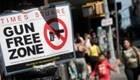 民调：逾六成美国民众不满现行控枪法律及政策