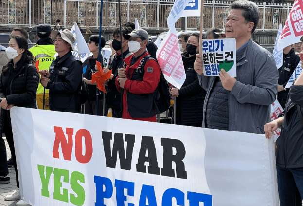 韩美启动大规模联合军演 民间团体集会抗议