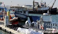 一艘偷渡船在突尼斯附近海域沉没 约20人失踪