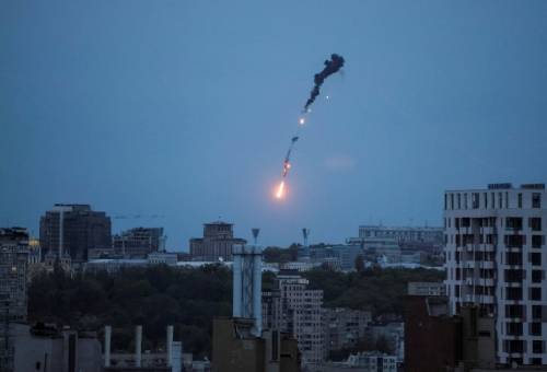 美国宣布向乌克兰再提供3.25亿美元军事援助