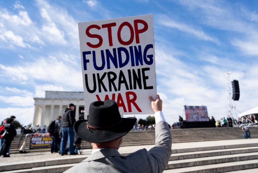 美国再援乌克兰 更多美国人表示反感