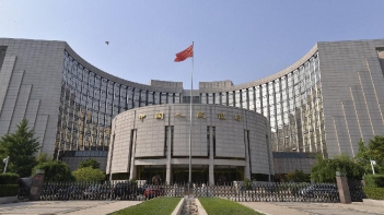 央行：定期存款提前支取靠档计息产品实现余额清零