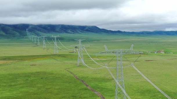 绿电“天路” “青豫特高压”启动输电满周年