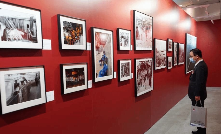 《国家相册》大型图片典藏展在香港开幕
