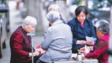 明年15省份将开展老年医疗护理服务试点