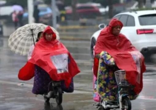 北方暖热中断局地降温超10℃ 南方阴雨再来