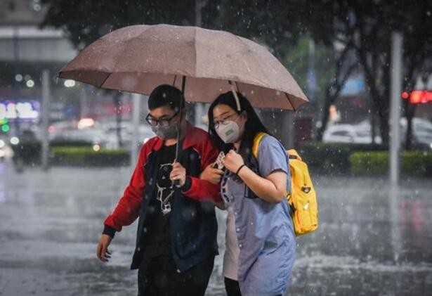 添衣！冷空气继续影响北方 今明两天降雨增多