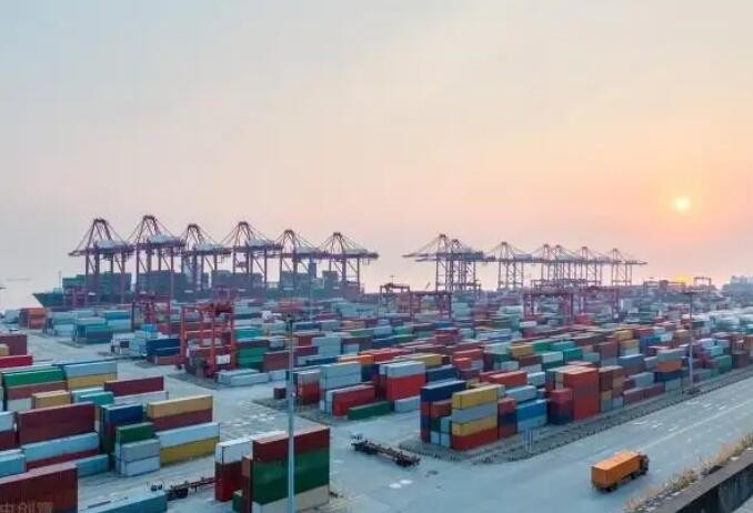 上海洋山港近期集装箱吞吐量保持稳定