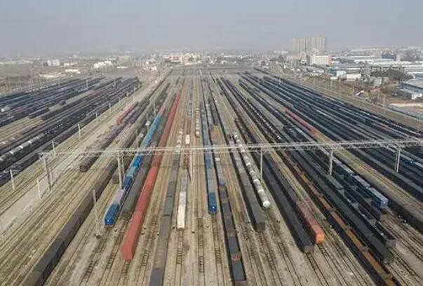 国铁集团：上半年发送货物19.46亿吨 建成投产新线2043.5公里