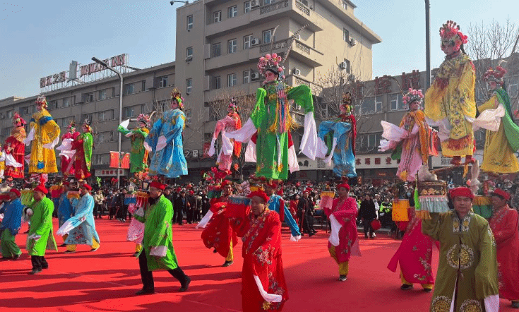 福“兔”庆团圆 “元”气开新局——各地欢庆元宵节扫描