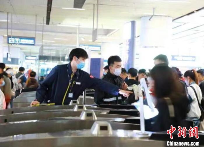 京港地铁4号线北京南站。　京港地铁供图