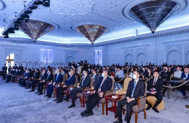 澳门举办峰会探讨打造粤港澳大湾区“人才之窗”