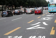 北京部分公交专用车道允许社会车辆通行