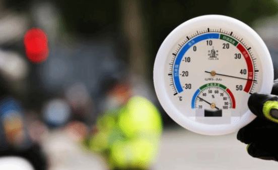 中国气象局发布今年首个高温中暑气象预报