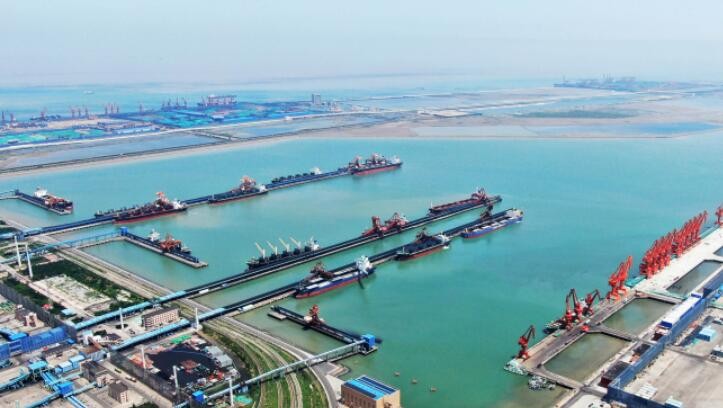 河北黄骅港推进七万吨级双向航道建设—— 持续提升港口能力